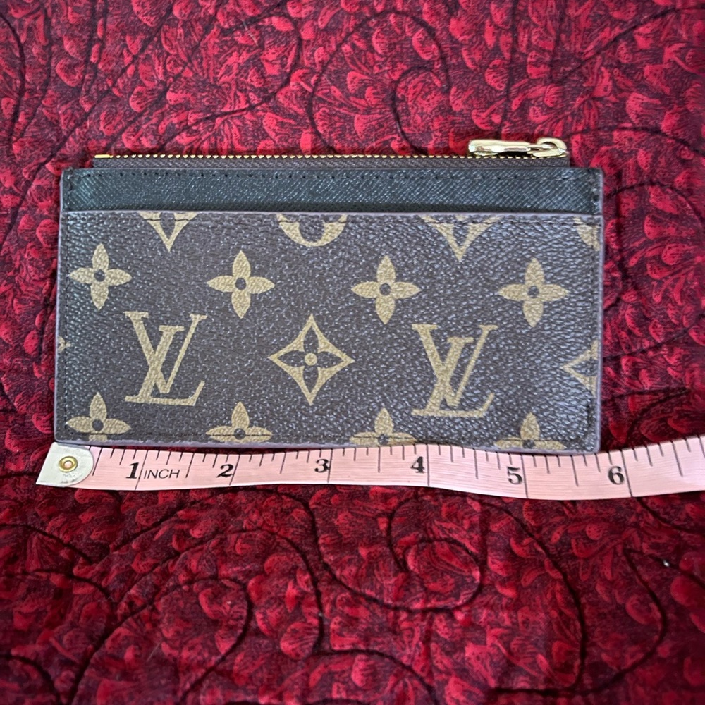 Slim card holder